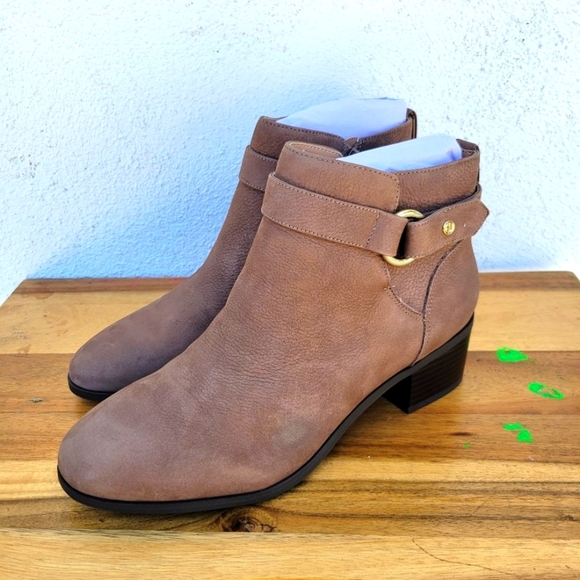 New Giani Bernini Memory Foam Putneyy Taupe Ankle boots Women's Size 10 - Picture 1 of 16
